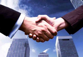 Nhà Phân Phối Độc Quyền